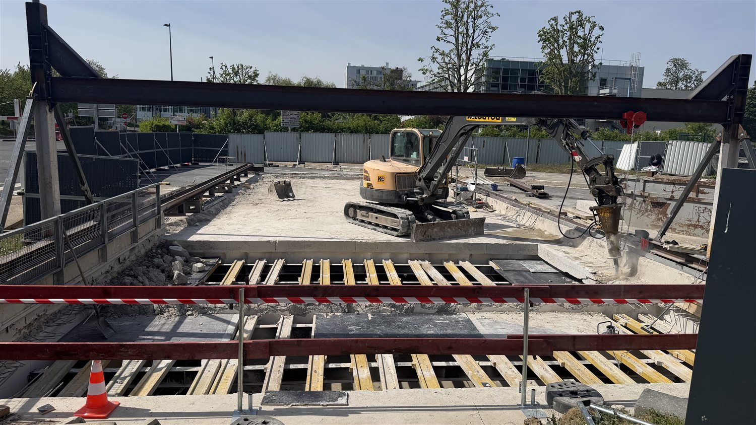 Reprise de structure sous portique à l'hôpital de Corbeil-Essonnes